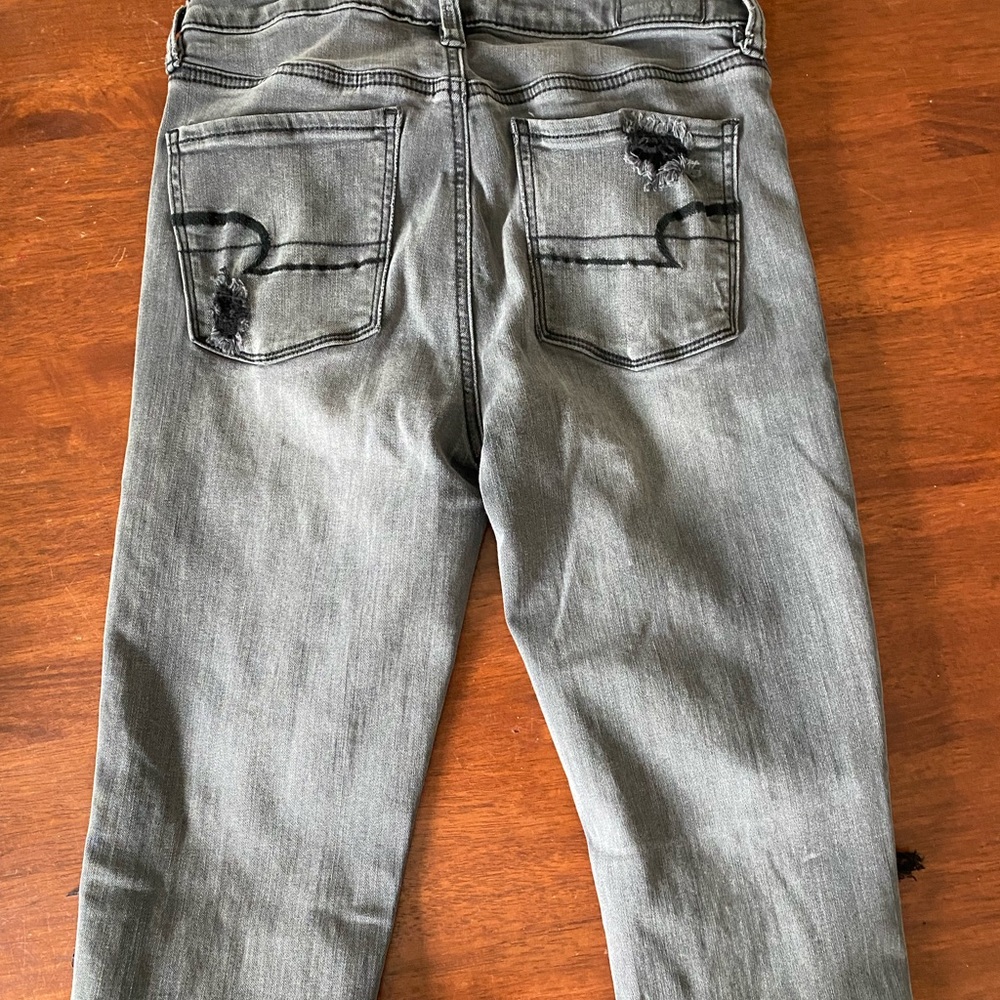 Women’s American Eagle short size 6 jeans